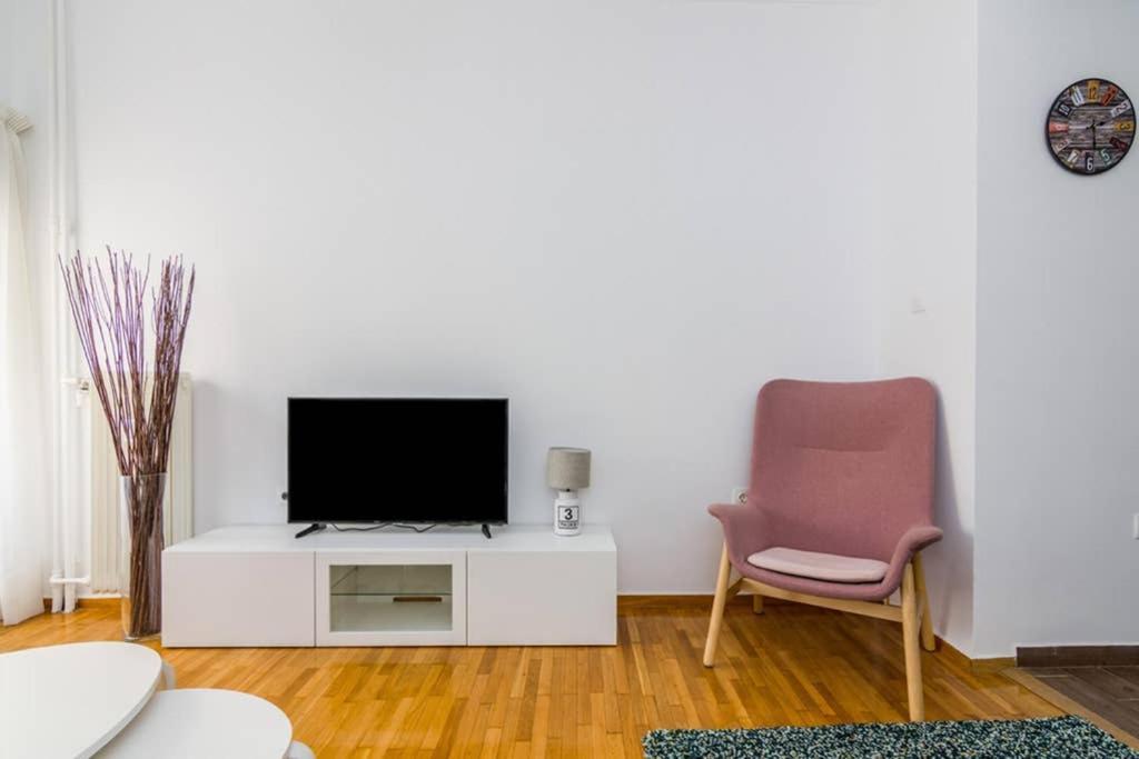 Brand New Decorated Flat For 4 Ppl In Pagrati Apartment Atena Exterior foto